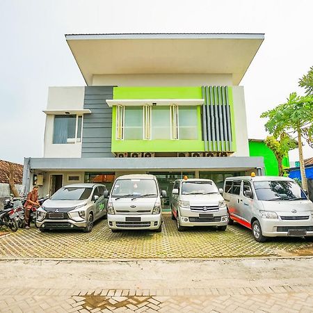 Ardhya Guesthouse Syariah By Ecommerceloka Sidoarjo Eksteriør bilde