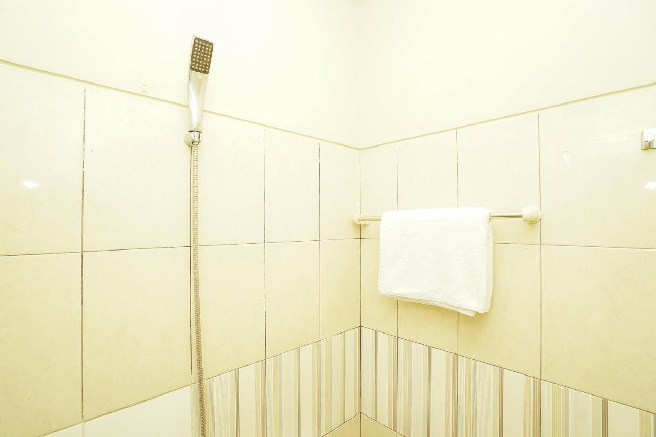 Ardhya Guesthouse Syariah By Ecommerceloka Sidoarjo Eksteriør bilde